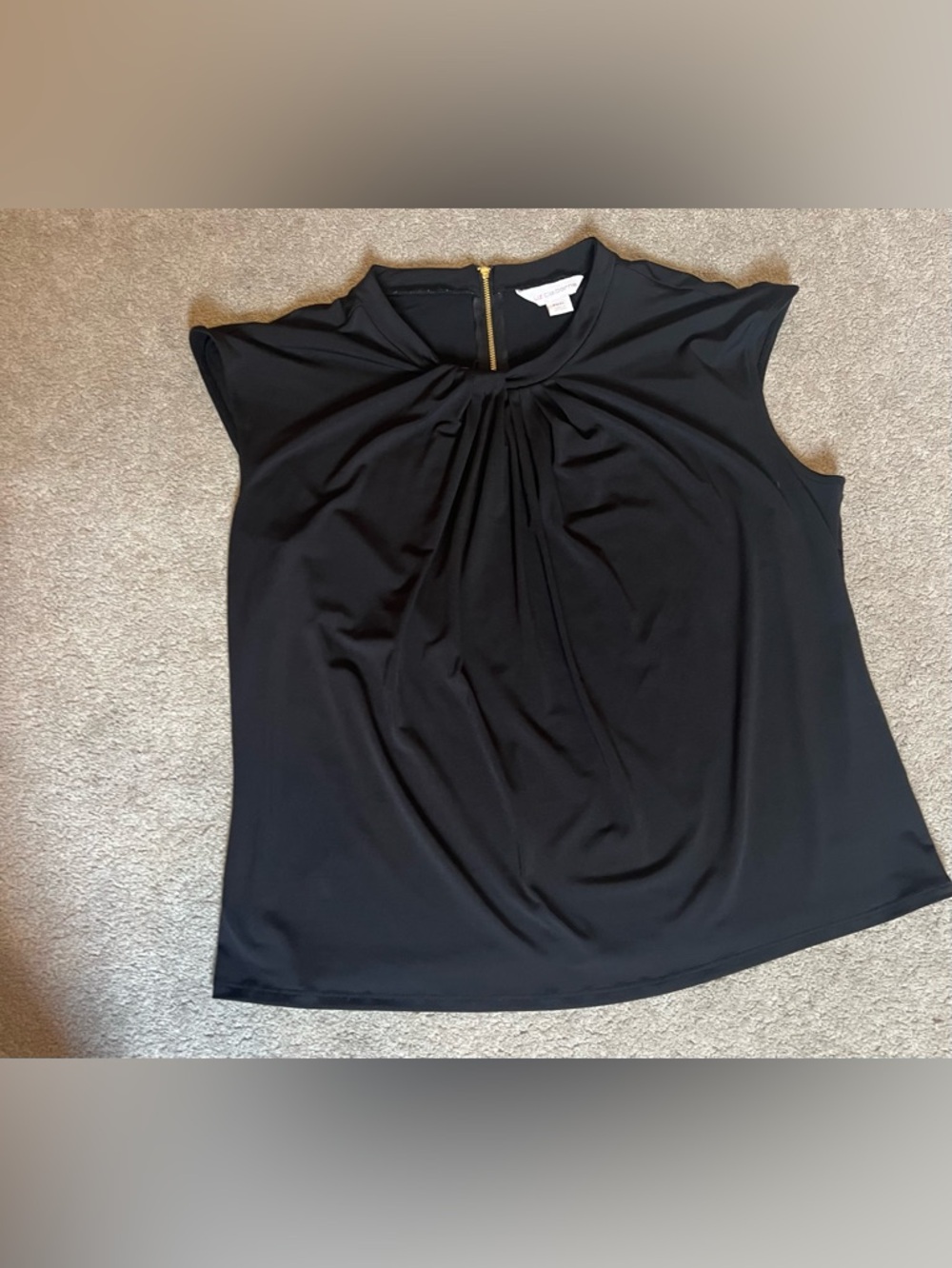Liz Claiborne Black Pleated Neck Cap Sleeve Top with Gold Zip